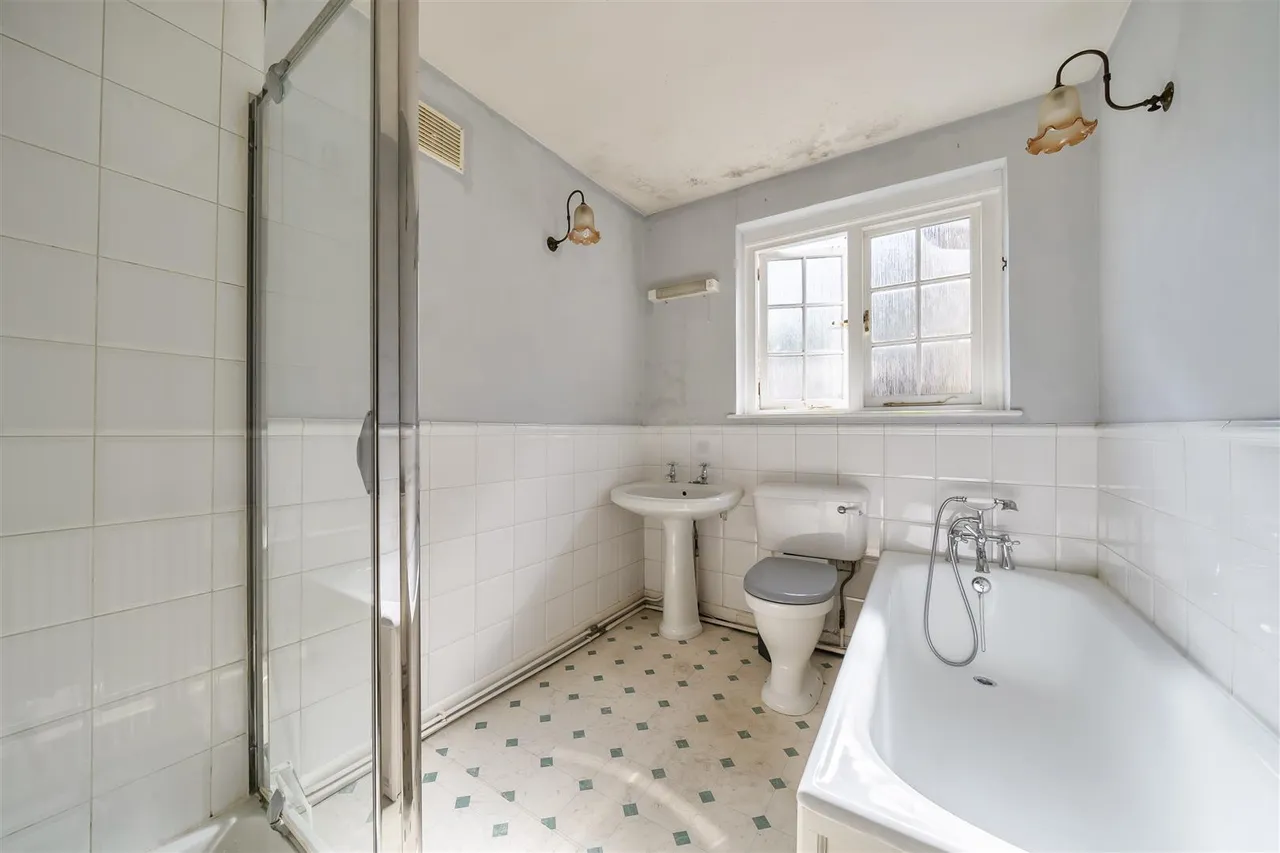 Hilperton Road, Trowbridge, BA14, photo 8