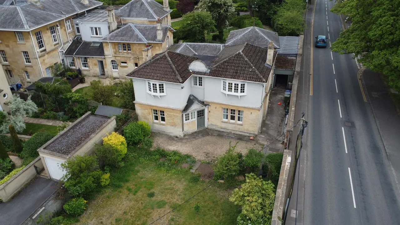 Hilperton Road, Trowbridge, BA14, photo 9
