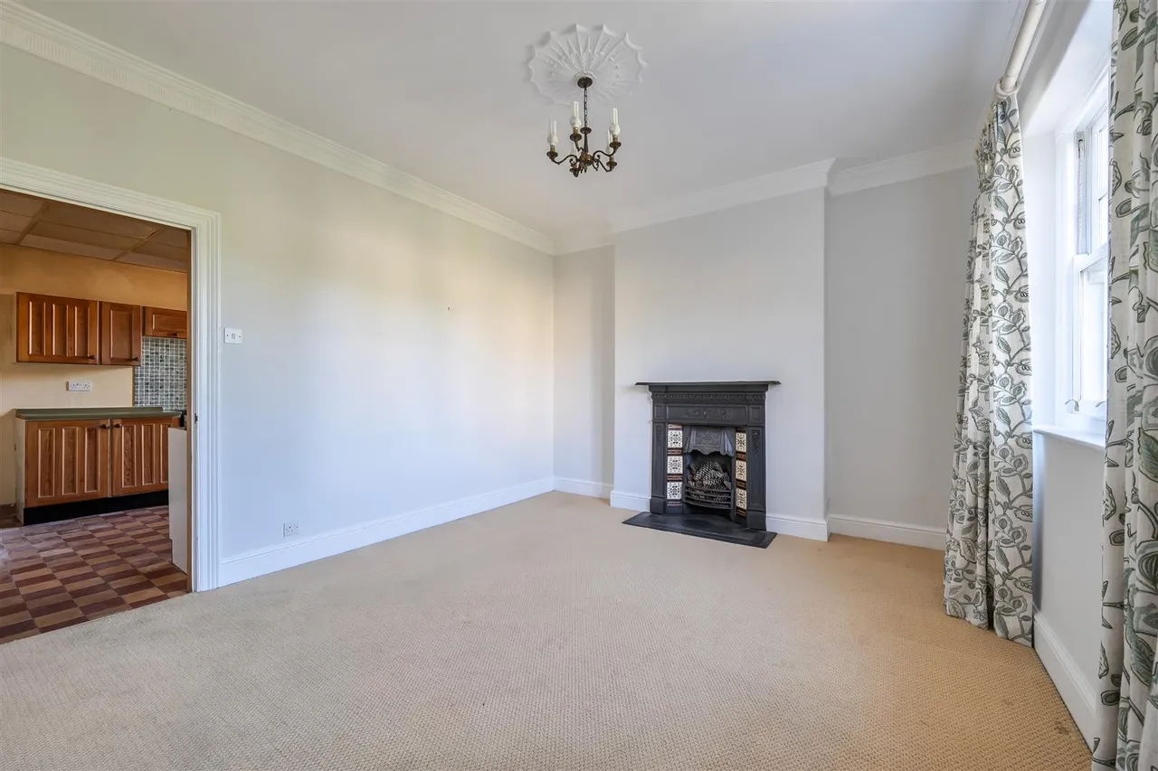 Hilperton Road, Trowbridge, BA14, photo 10