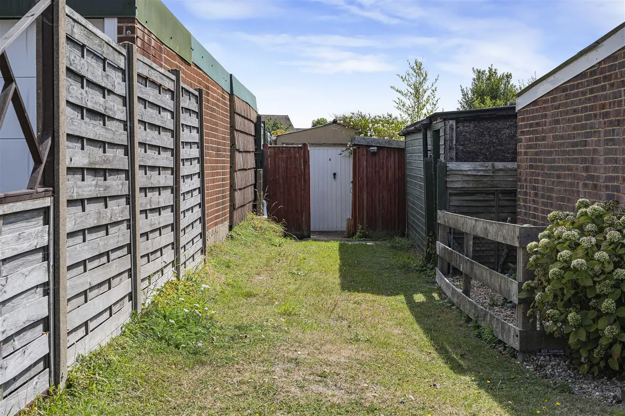 Beresford Road, Newhaven, photo 39