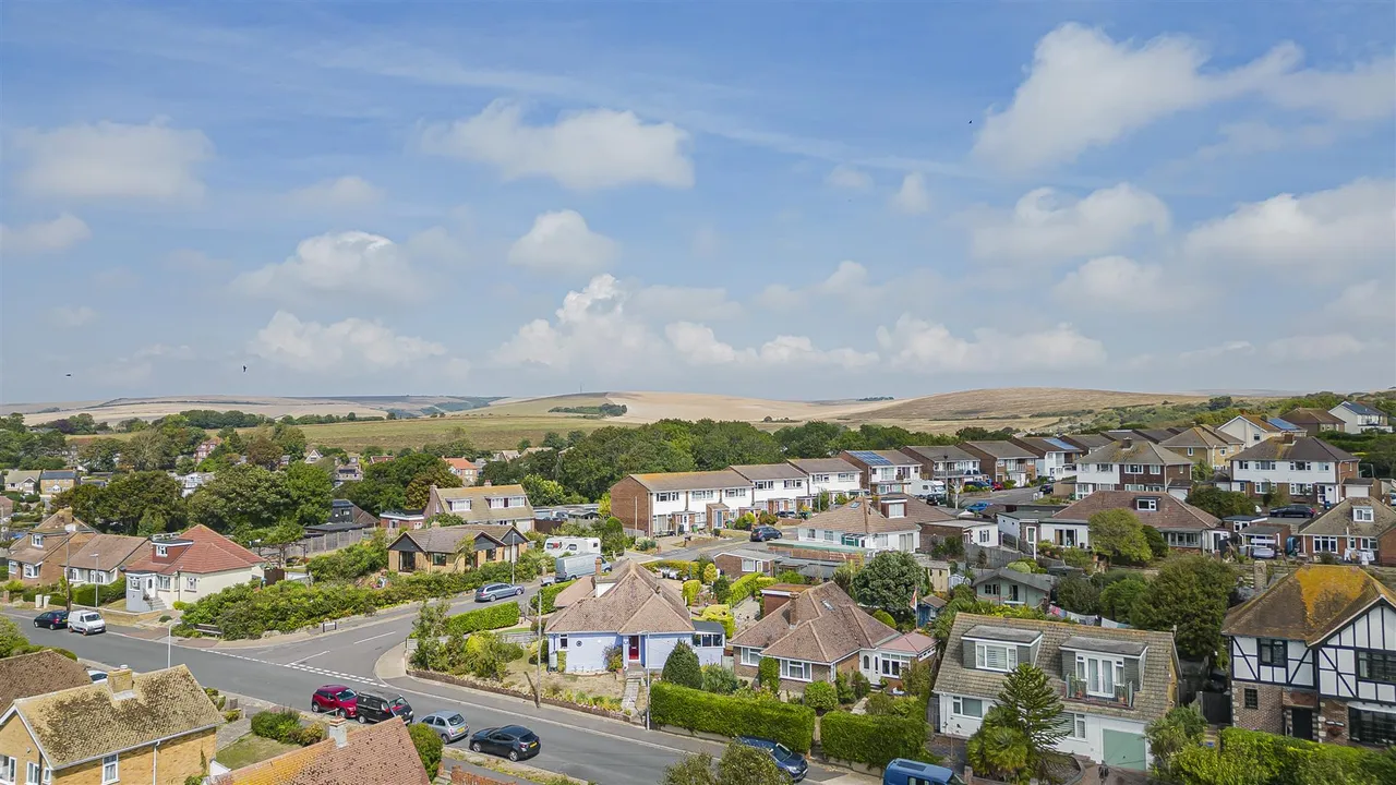Beresford Road, Newhaven, photo 15