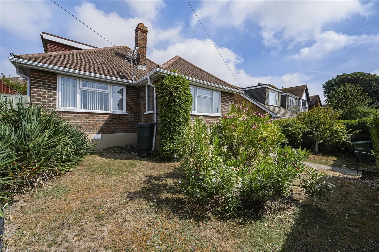 Beresford Road, Newhaven, photo 36