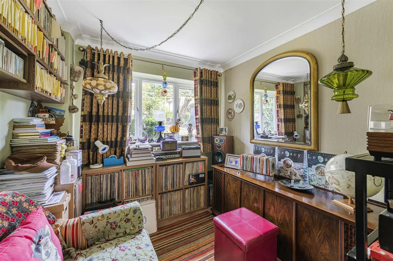 Beresford Road, Newhaven, photo 11