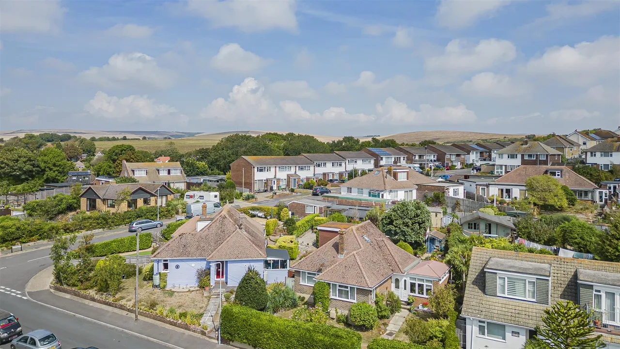 Beresford Road, Newhaven, photo 14