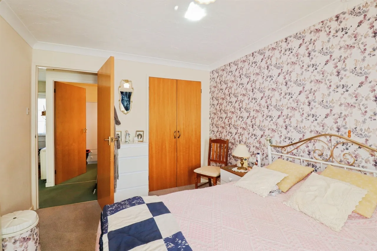 Ship Gardens, Mildenhall, IP28, photo 14
