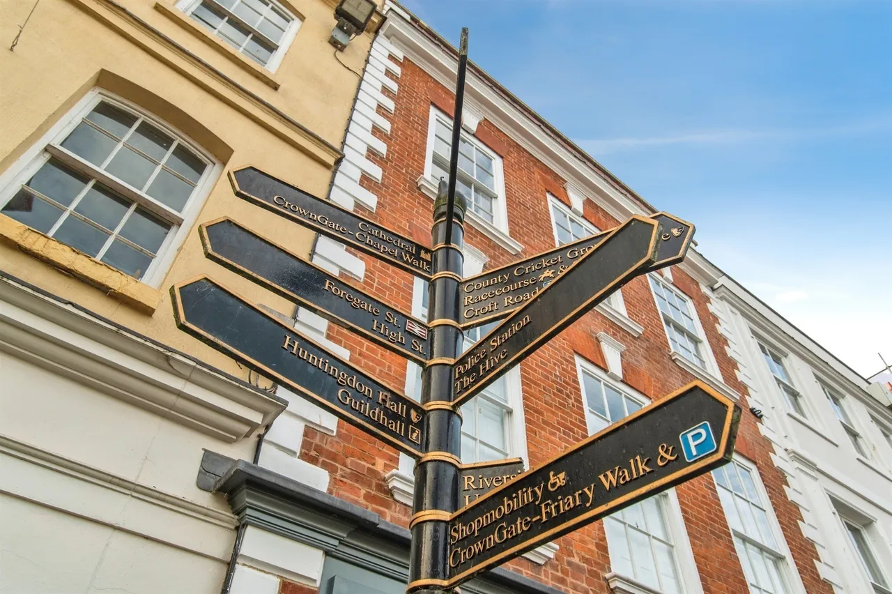 Broad Street, Worcester, WR1, photo 3