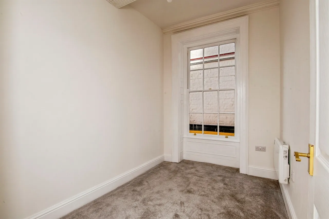 Broad Street, Worcester, WR1, photo 13
