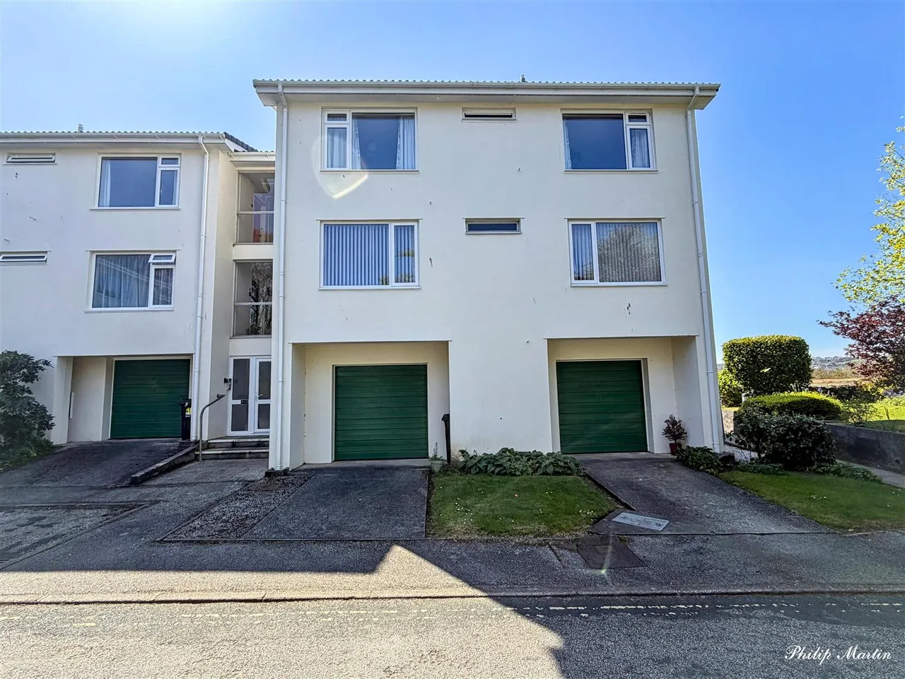 2 bed flat for sale, Elm Court Gardens, Truro