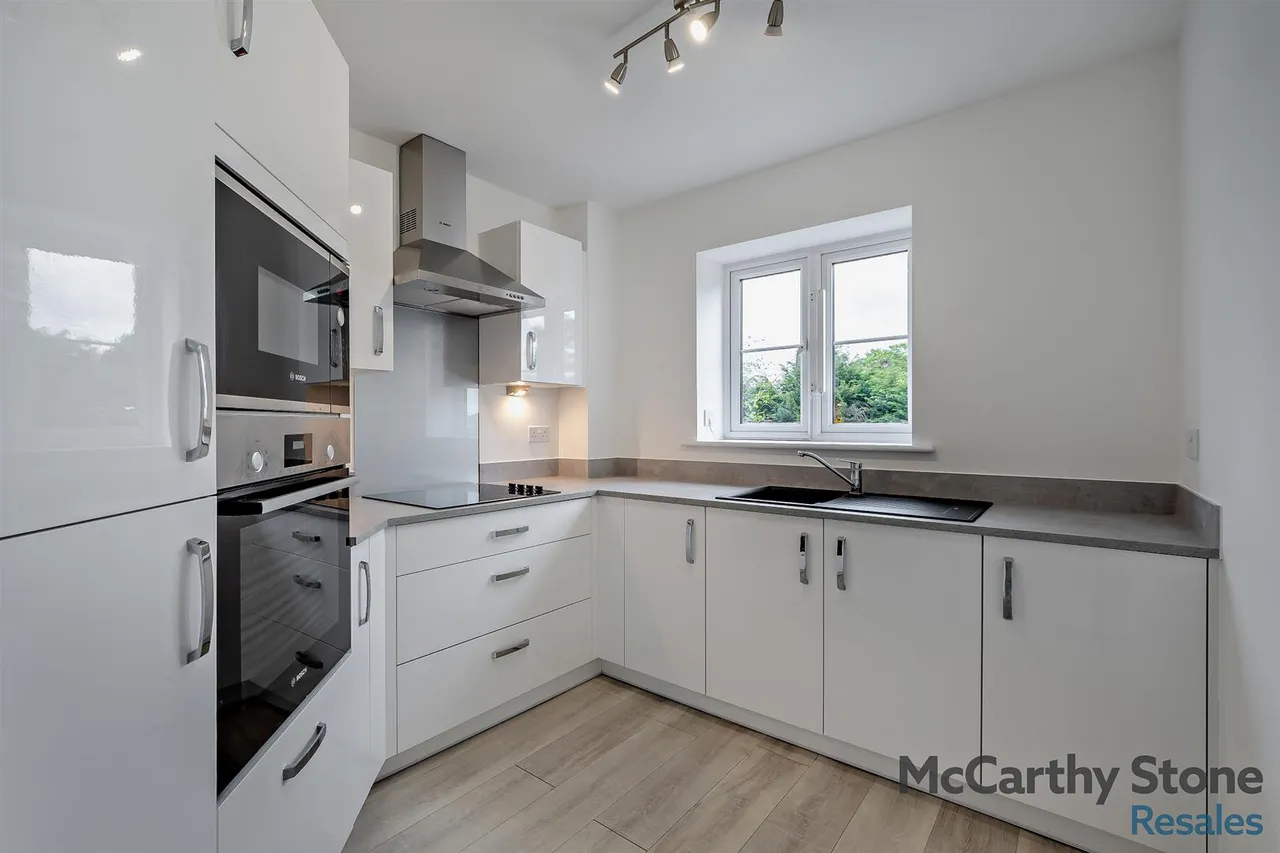 2 bed flat for sale, Bilton Road, Rugby, CV22