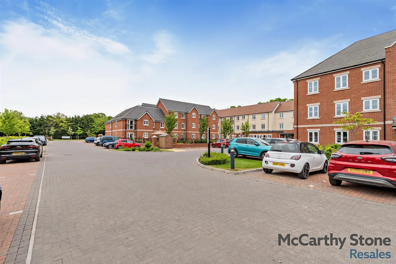 Bilton Road, Rugby, CV22, photo 41