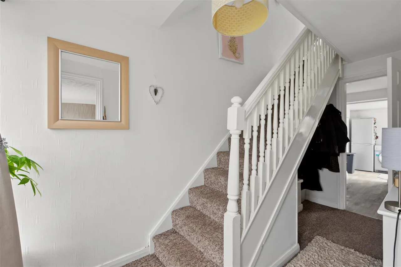 Rockford Court, Stapleford, NG9, photo 9