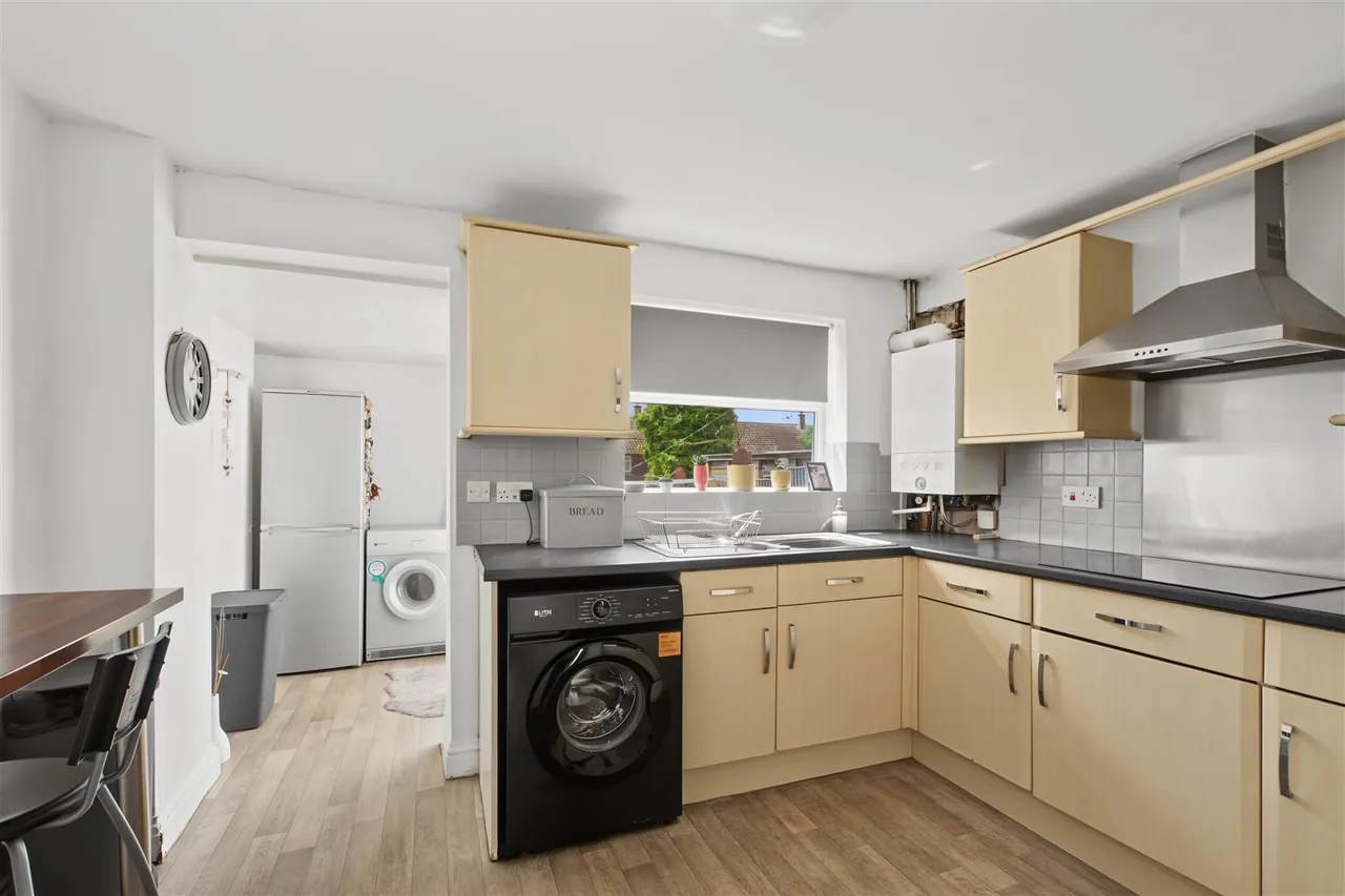 Rockford Court, Stapleford, NG9, photo 6