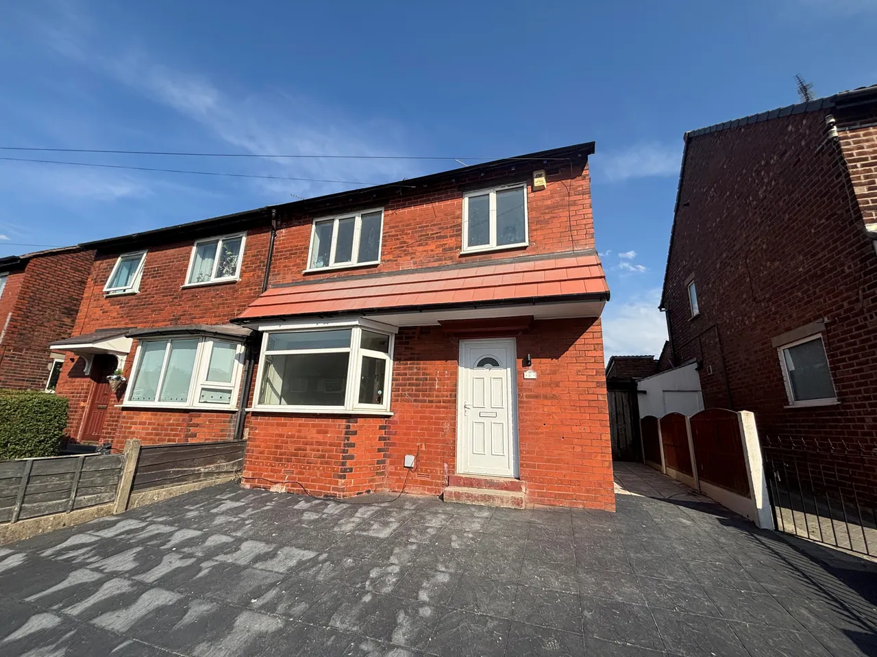 4 bed house to rent, Churchill Crescent, SK5