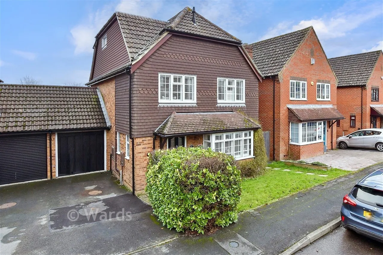 5 bed house for sale, Pennine Way, Downswood, ME15