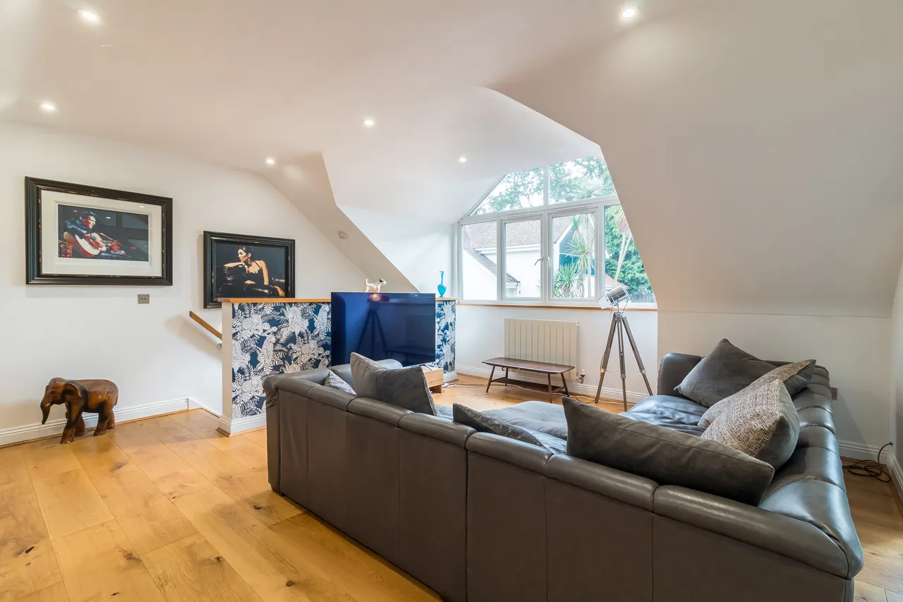26 Pinewood Road, St. Ives, Ringwood, BH24 2PA, photo 5