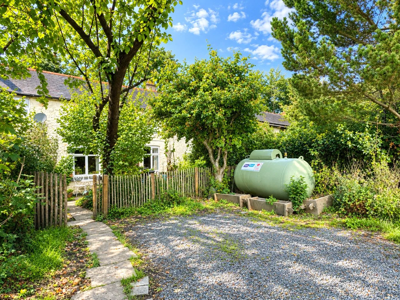 Howey, Llandrindod Wells, LD1, photo 31