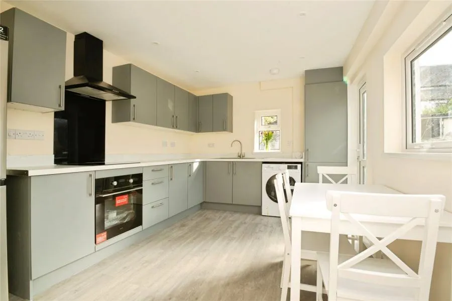 Donald Street, Cardiff, CF24, photo 4