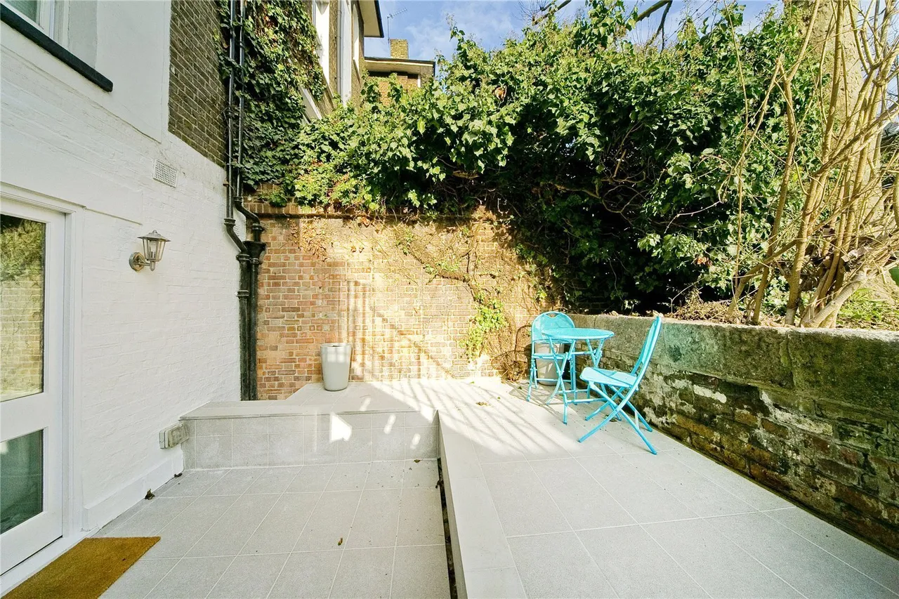 Camden Road, London, NW1, photo 16