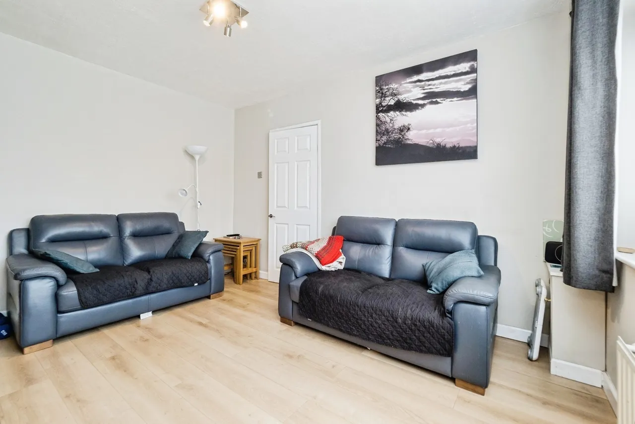 Elm Park Avenue, Hornchurch, RM12, photo 5