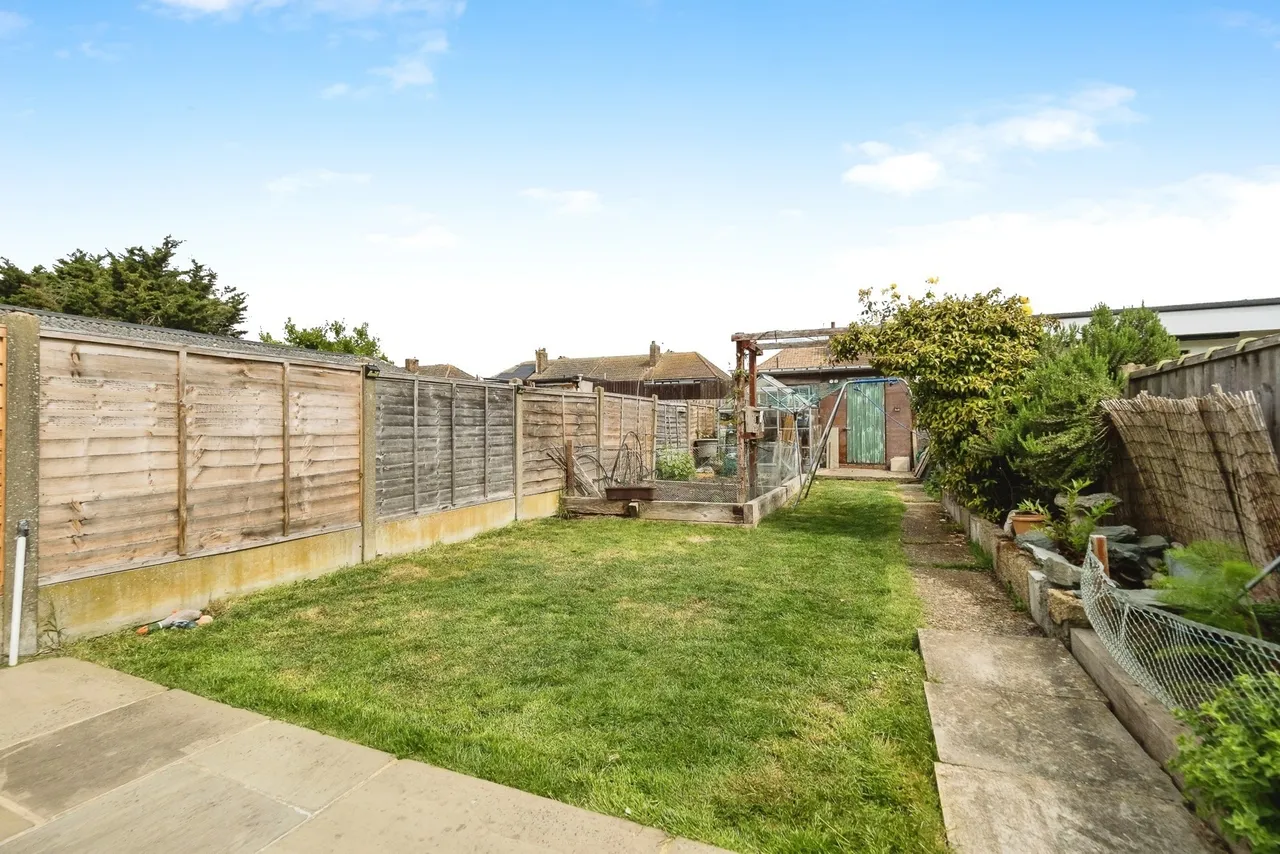 Elm Park Avenue, Hornchurch, RM12, photo 6