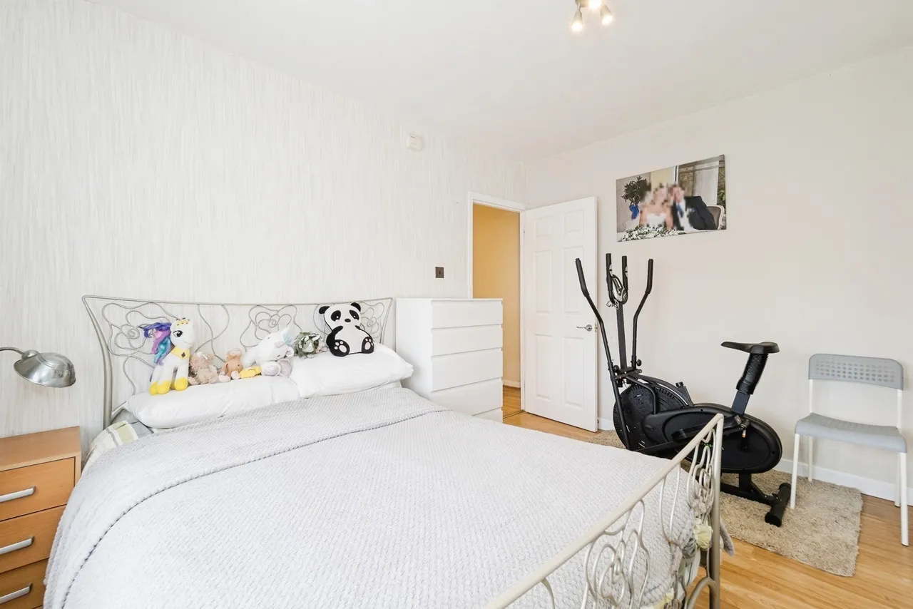 Elm Park Avenue, Hornchurch, RM12, photo 13