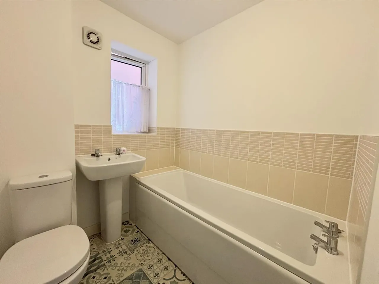 Maple Road, Shaftesbury, SP7, photo 11