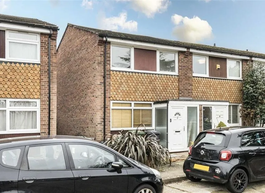 2 bed house to rent, Carston Close, Lee, SE12