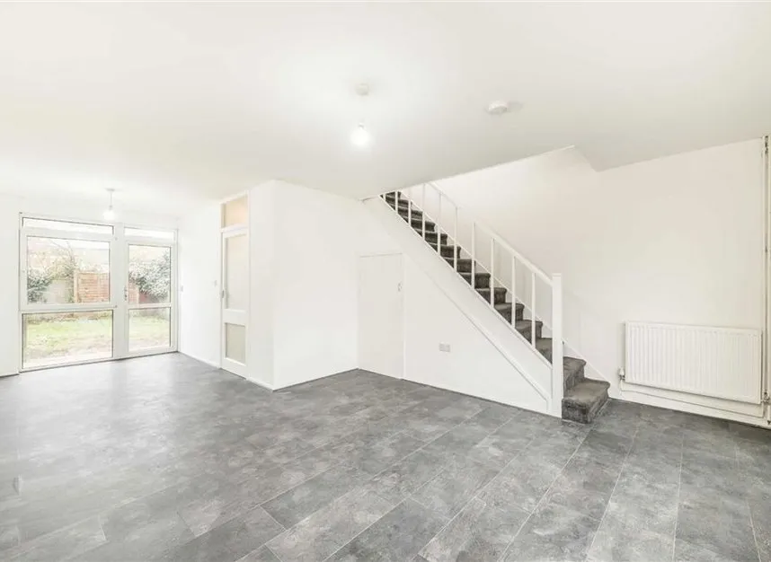 Carston Close, Lee, SE12, photo 2
