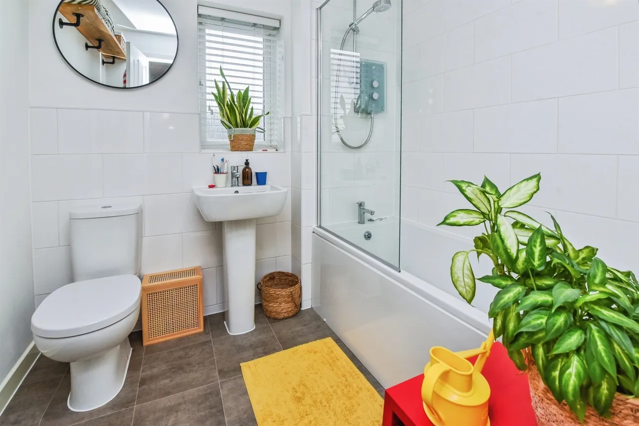 Lily Road, Frome, BA11, photo 14