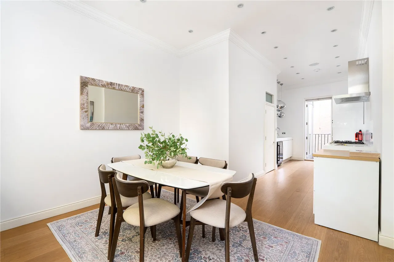 Connaught Square, Hyde Park, London, W2 2HL, photo 3
