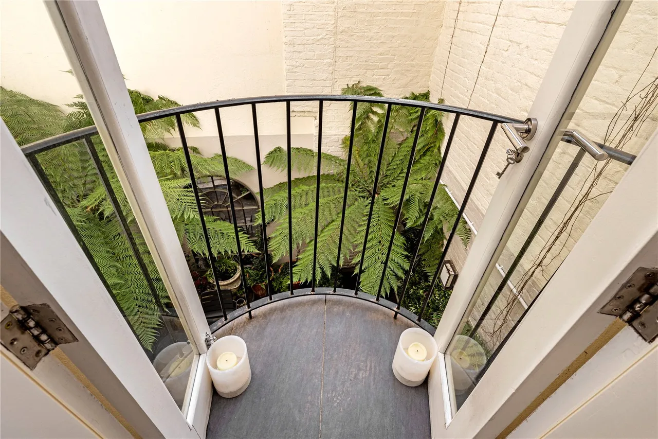 Connaught Square, Hyde Park, London, W2 2HL, photo 17