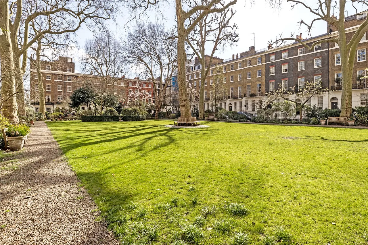 Connaught Square, Hyde Park, London, W2 2HL, photo 8