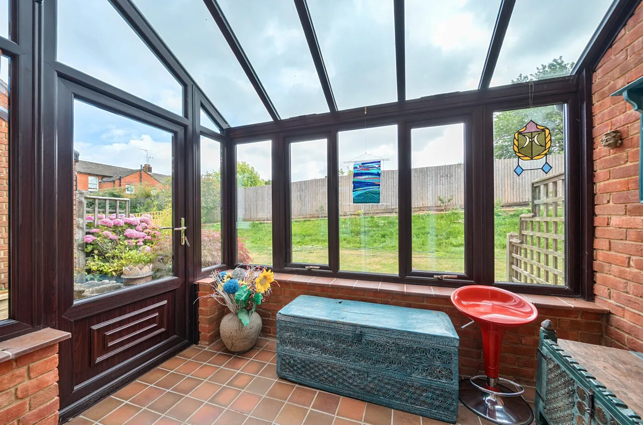 Berehurst, Alton, GU34, photo 12