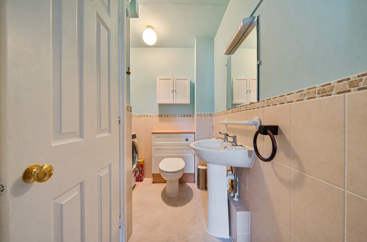 Berehurst, Alton, GU34, photo 11