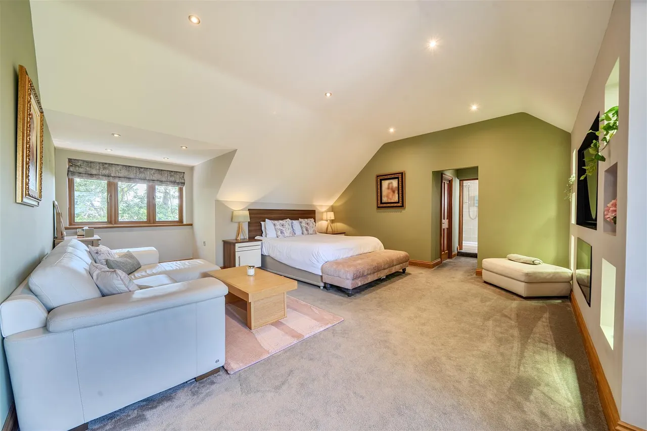 Newtown Road, Warsash, photo 18