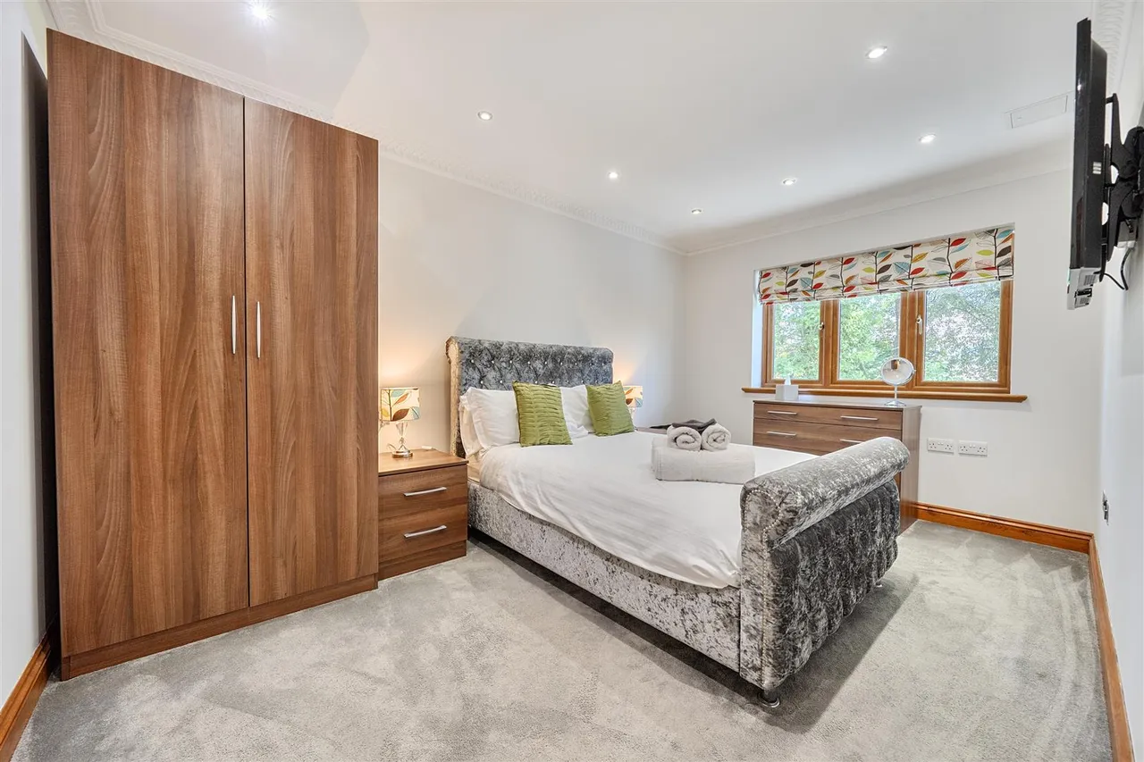 Newtown Road, Warsash, photo 23