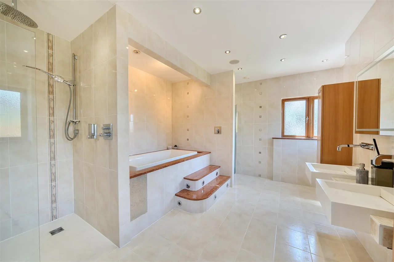 Newtown Road, Warsash, photo 20