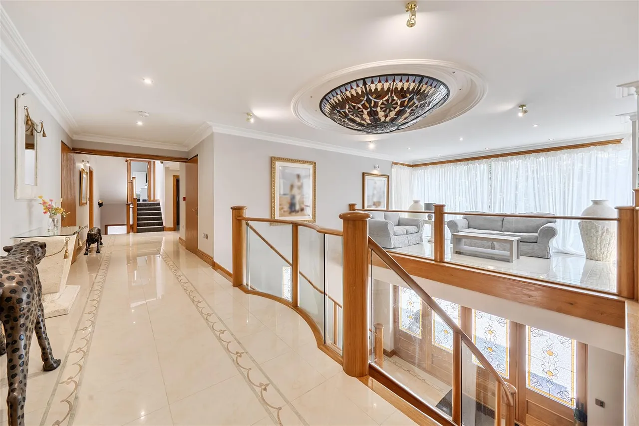 Newtown Road, Warsash, photo 16
