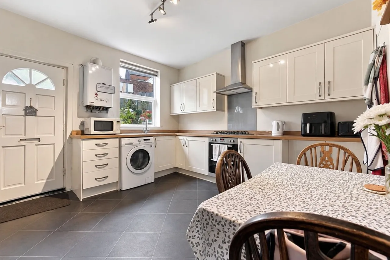 Woodseats Road, Sheffield, S8, photo 2