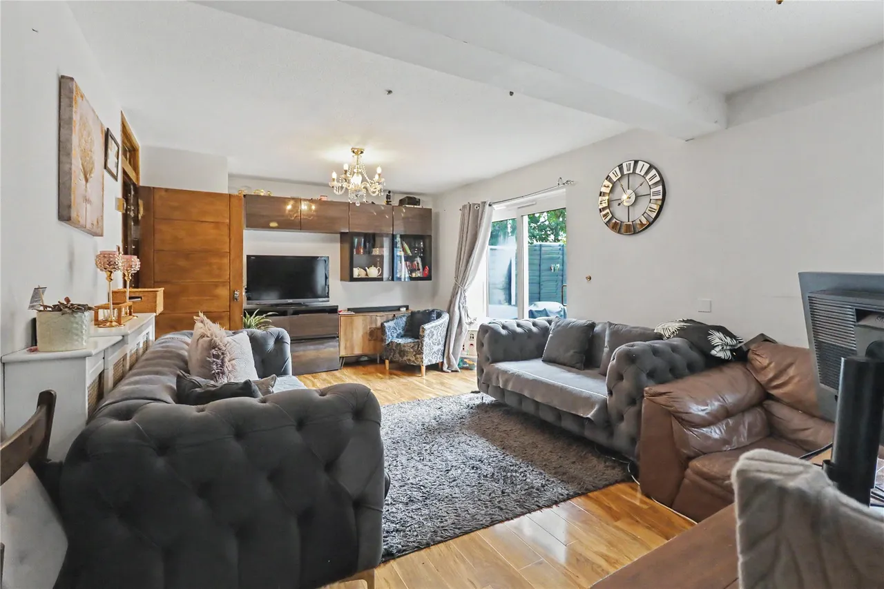 Conista Court, Woking, GU21, photo 4