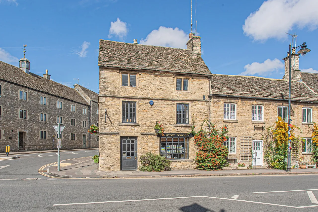 Tetbury Town Centre, photo 26