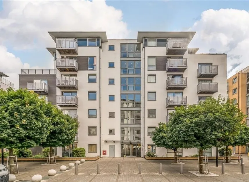Deals Gateway, Lewisham, SE13, photo 6