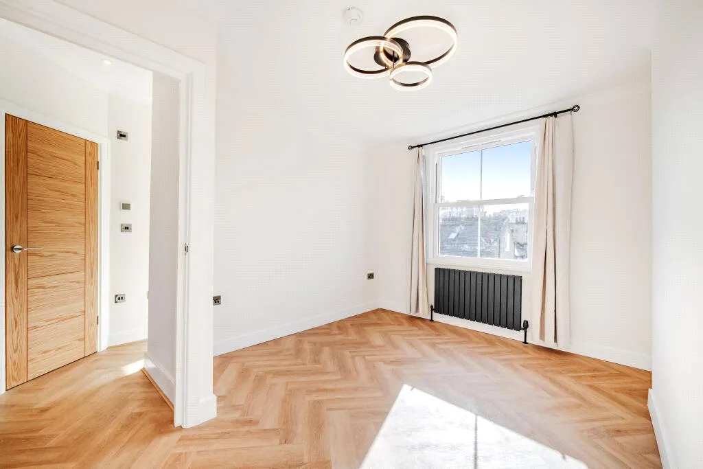 Colvestone Crescent, London, E8, photo 4