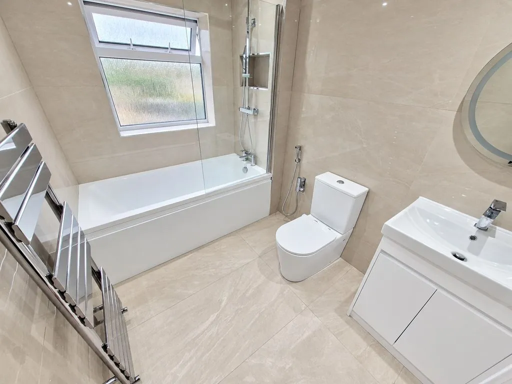 Highland Road, Great Barr, B43, photo 15