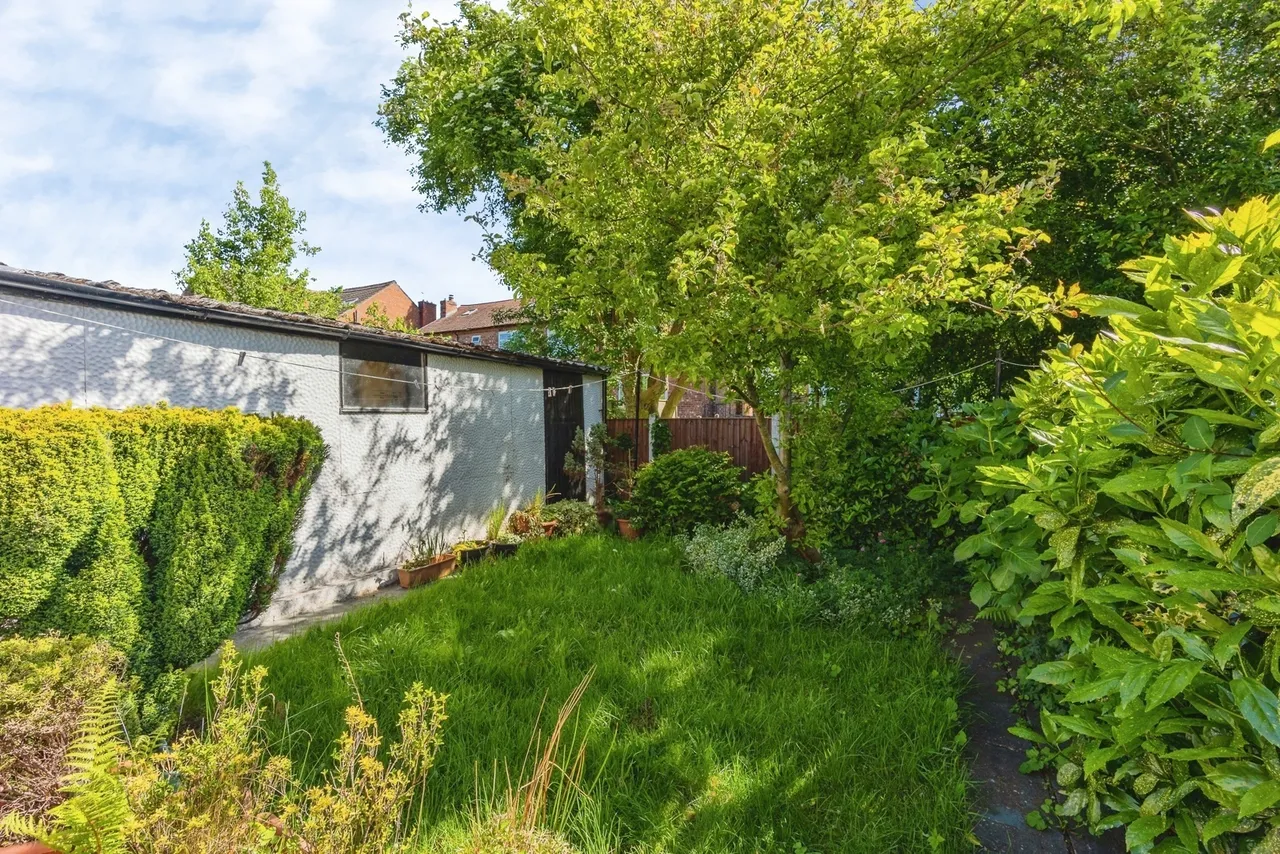 Lindum Avenue, Old Trafford, Manchester, M16, photo 25