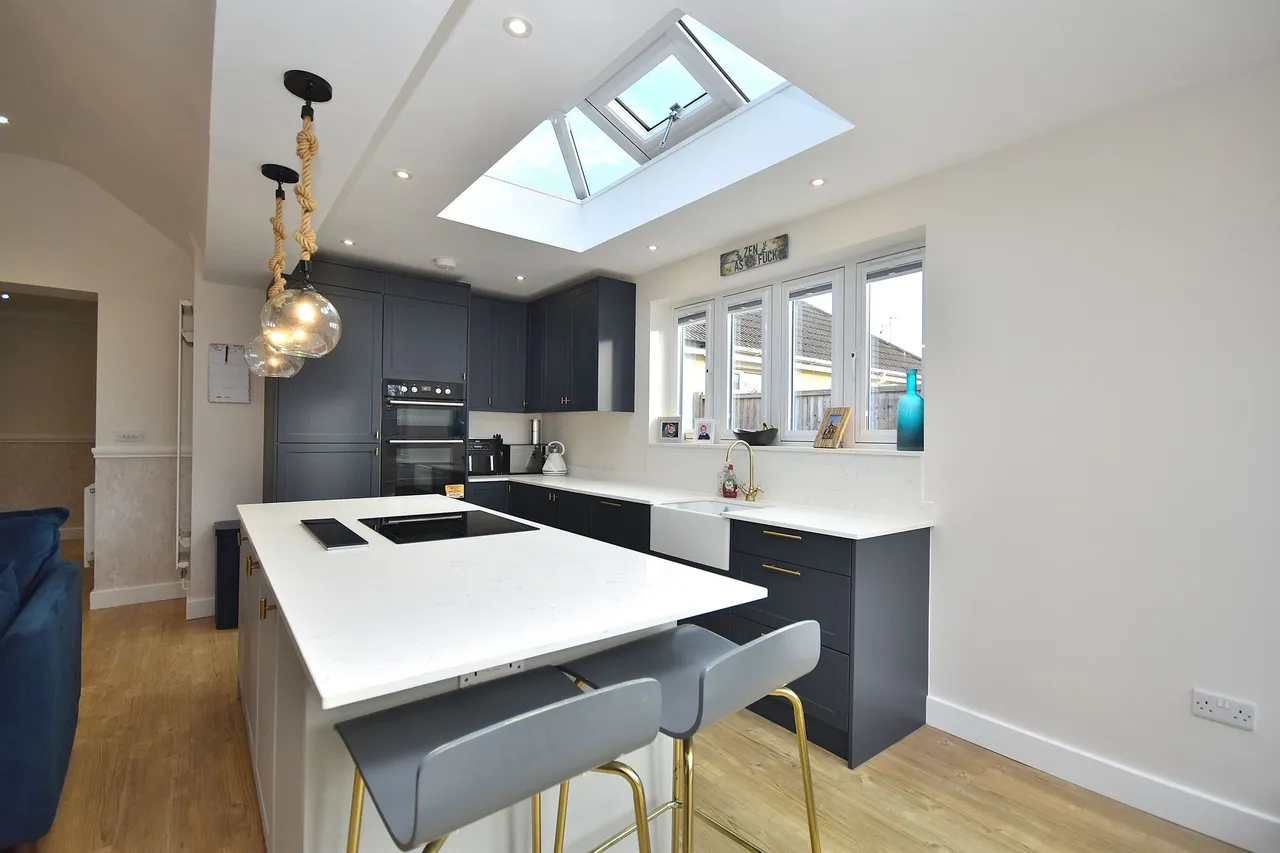 Bishops Drive, Northampton, NN2 6QR, photo 7