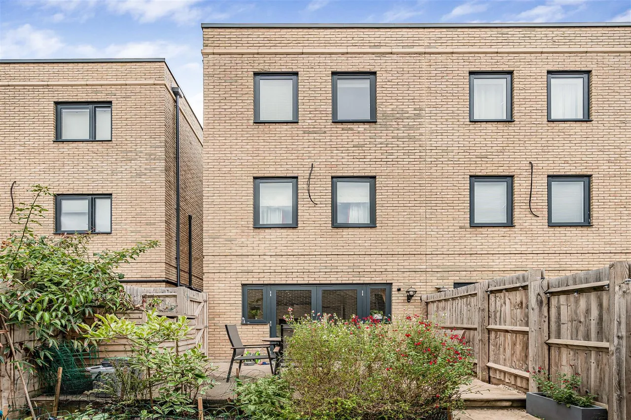Osprey Drive, Trumpington, CB2, photo 20