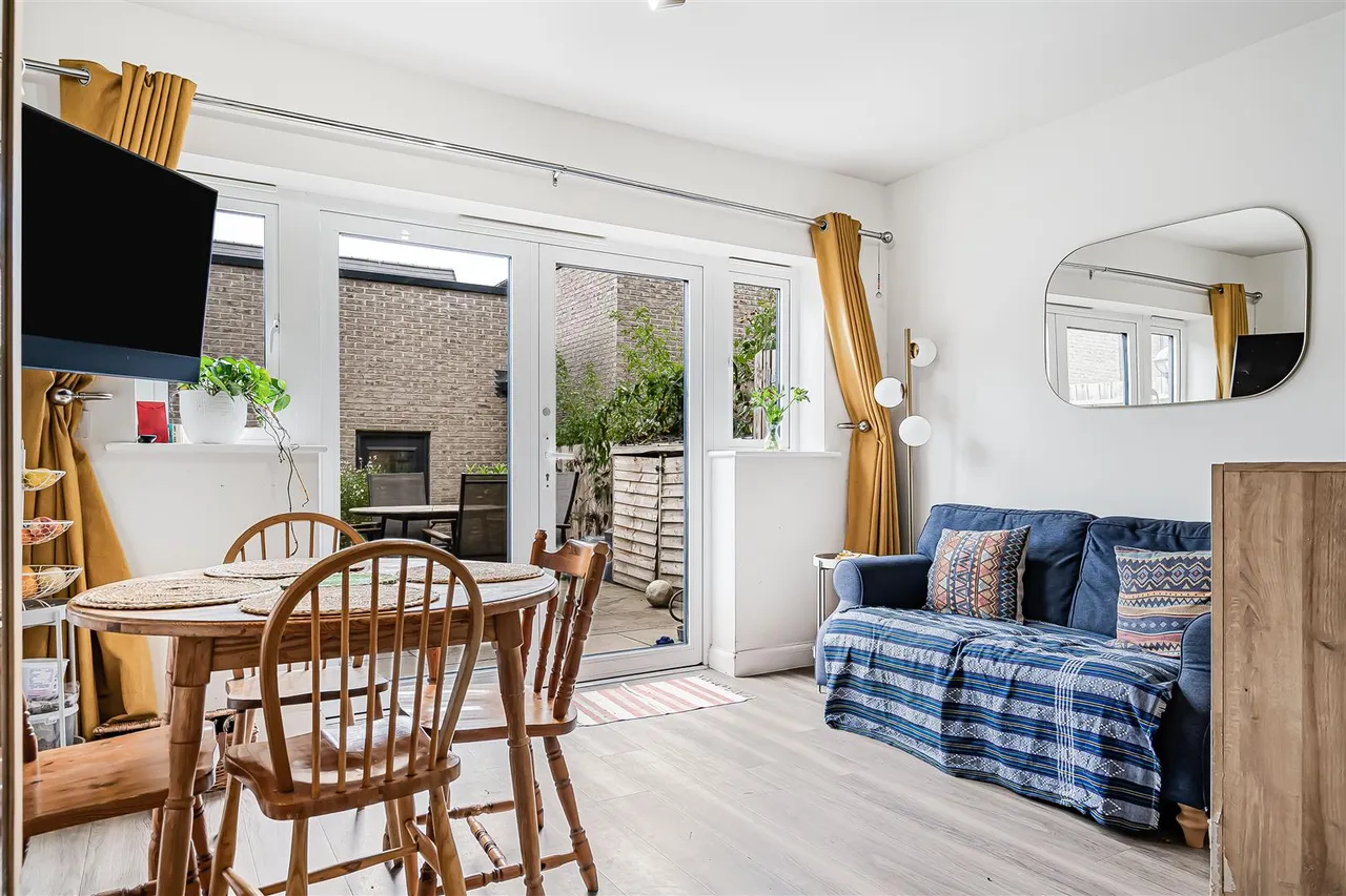 Osprey Drive, Trumpington, CB2, photo 5