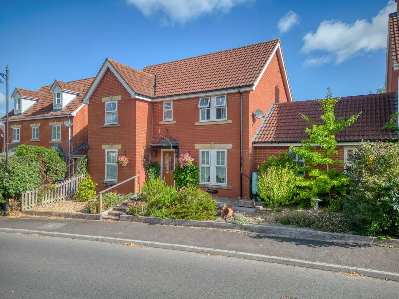 4 bed house for sale, Graham Way, Cotford St. Luke, TA4