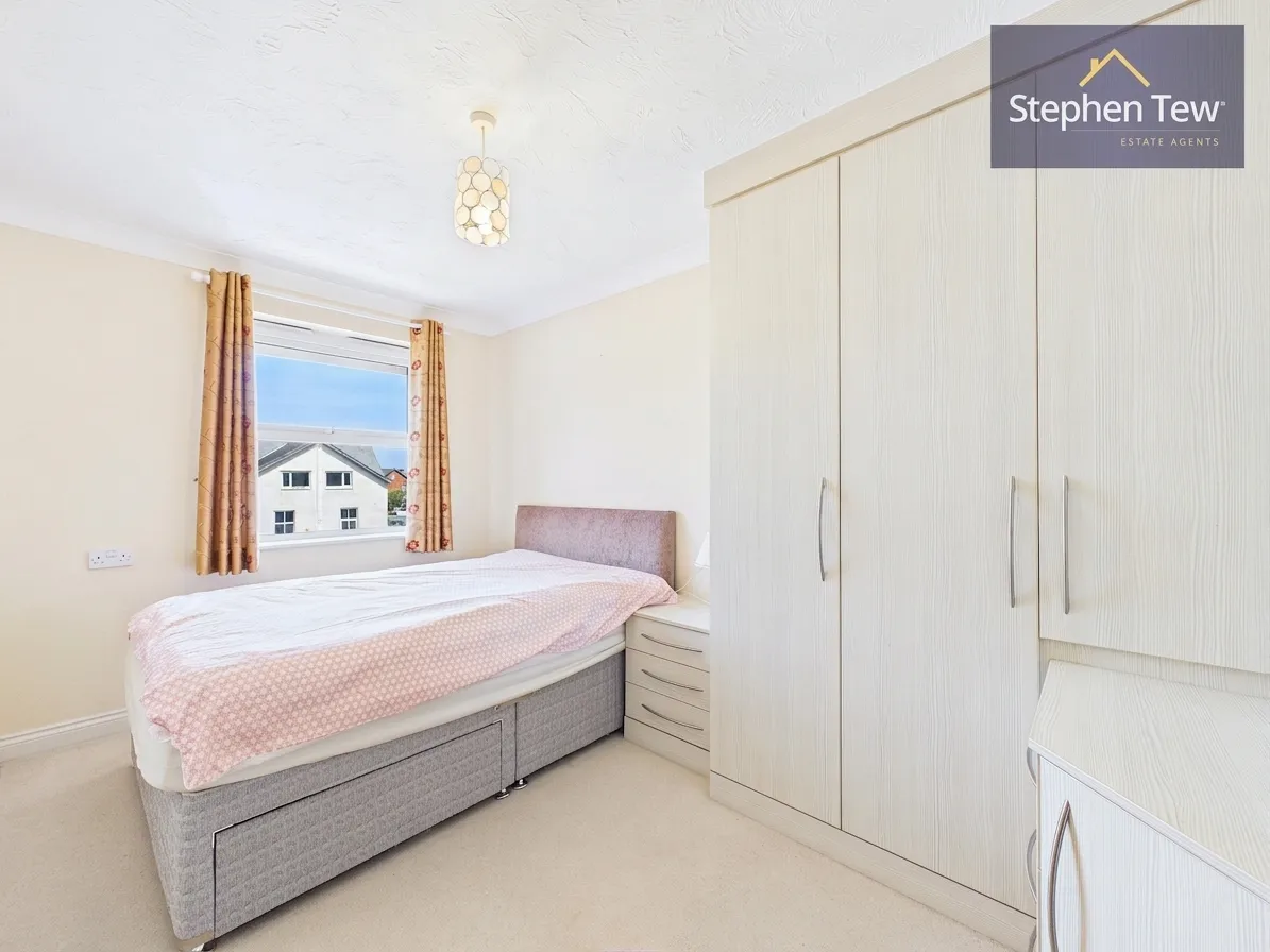 Clifton Drive South, Lytham St. Annes, FY8, photo 10